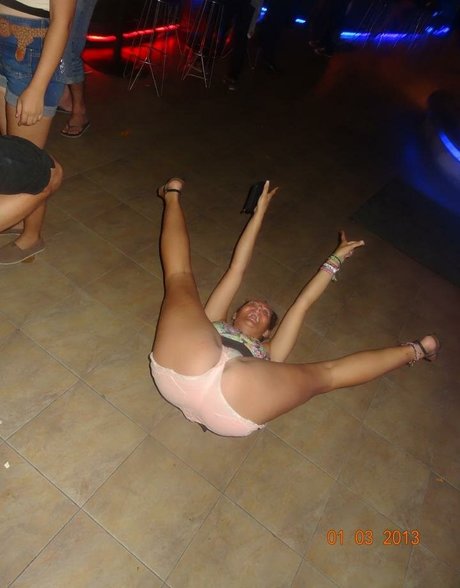 Georgian Daisy Bauer pornostar nette bilder