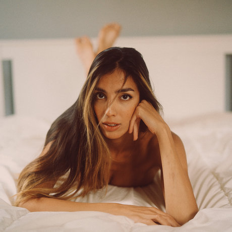 Luna Piombanti nackt porno bild