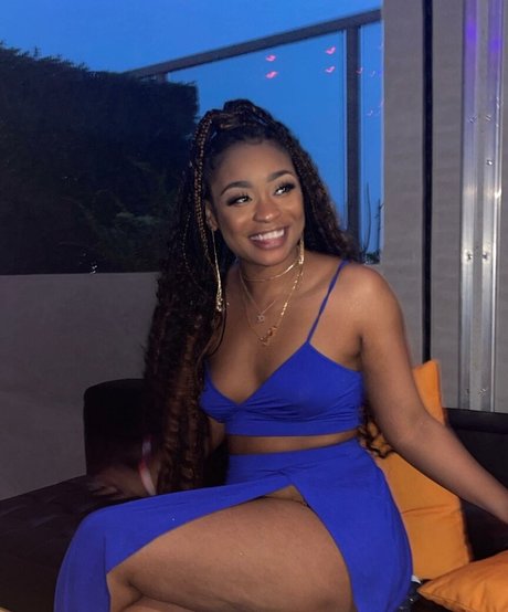 DefinedByKy perfekte pornografische fotos