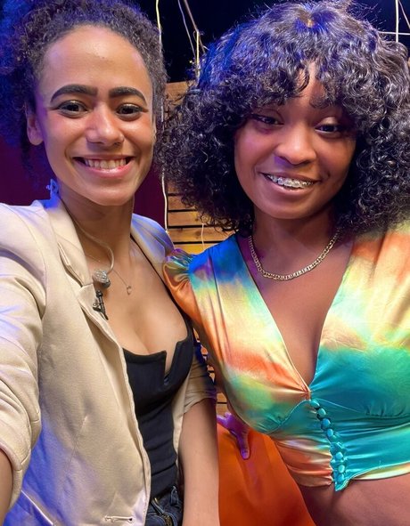 DefinedByKy hübsche schöne archiv