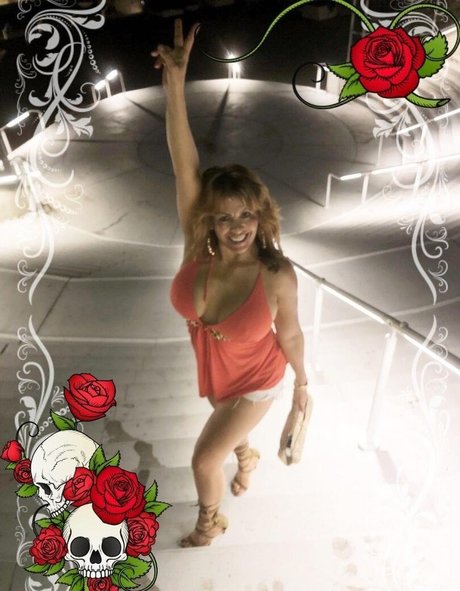 Mexymilf pornostar hübsche bild