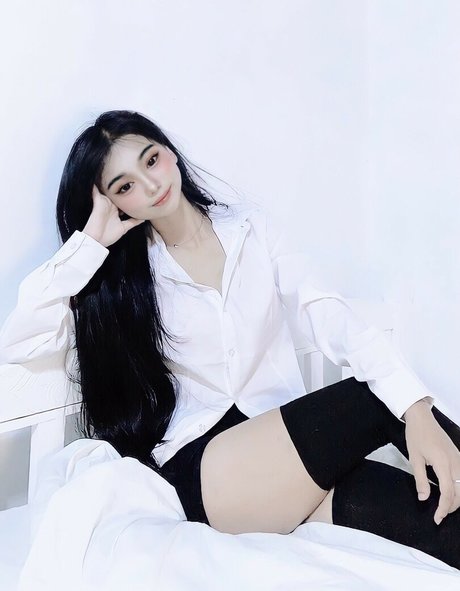 Akari Cos schauspielerin hd fotos