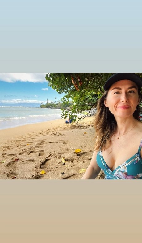 Jewel Staite heiße sex bilder