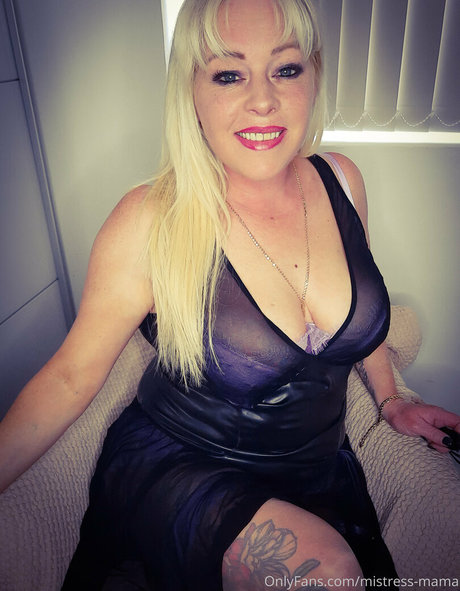 mistressmother erotische nackt foto