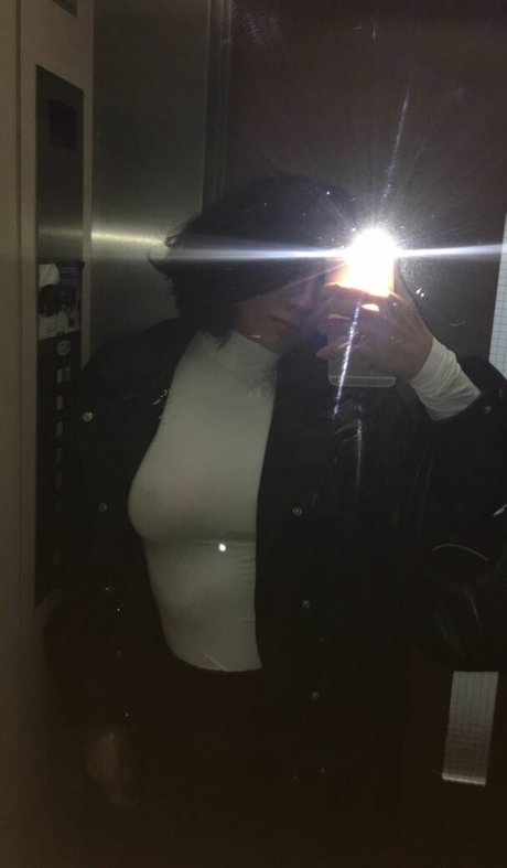 Maria Mood perfekte erotische archiv