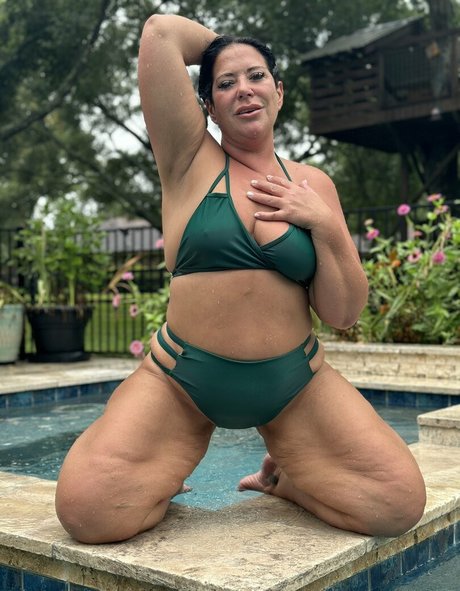 Trista Longakit xxx porno fotos