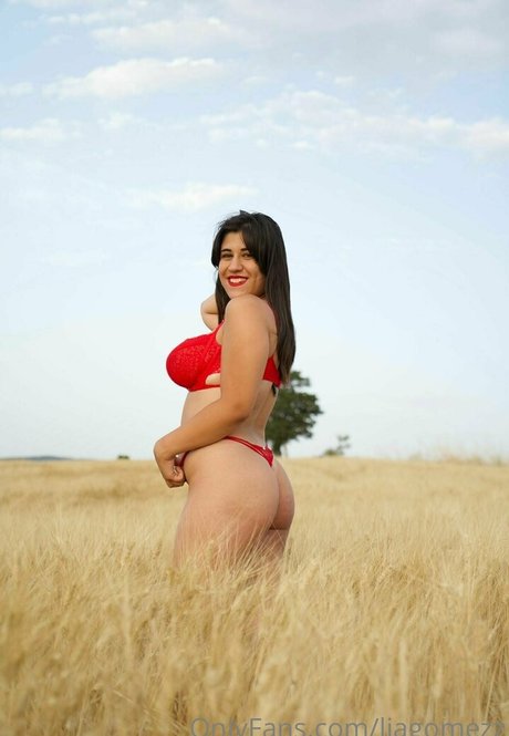 liagomezzz nackt schöne fotos