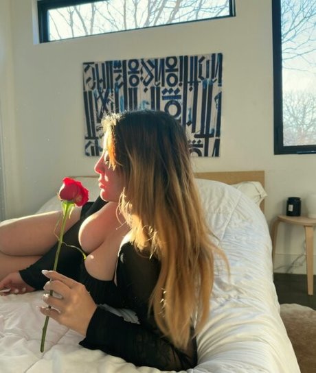 Ashlynn Arias erwachsene nacktheit bilder