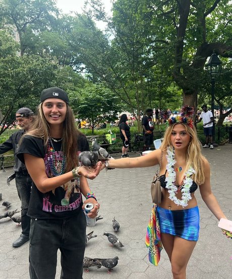 Claudia Conway sexy freie fotos