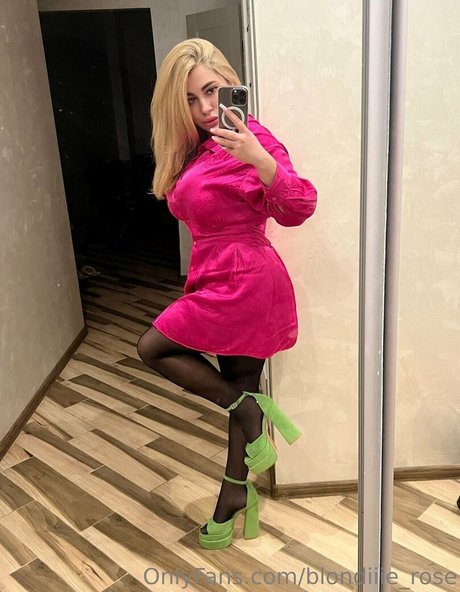 blondiiie rose porno perfekte galerie