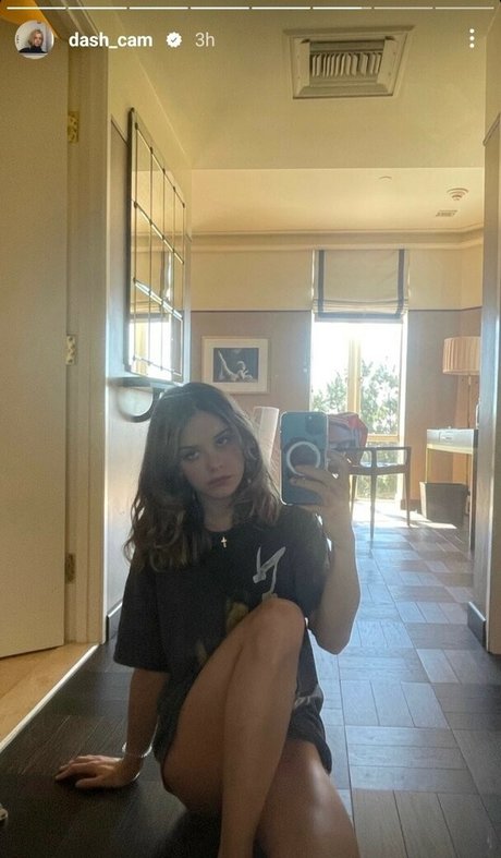 Dasha Nekrasova top perfekte galerie