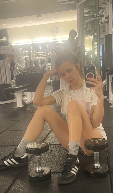 Dasha Nekrasova exklusive galerien