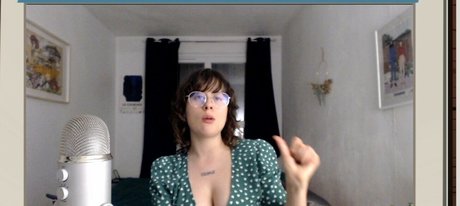 Aude a La Joie hd pornografische foto