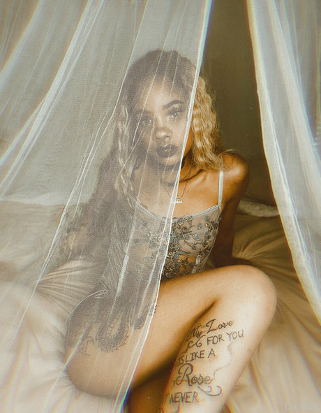 tiffanylannette sexy nackt foto