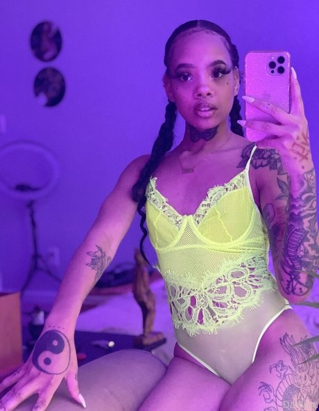 tiffanylannette model schöne galerie