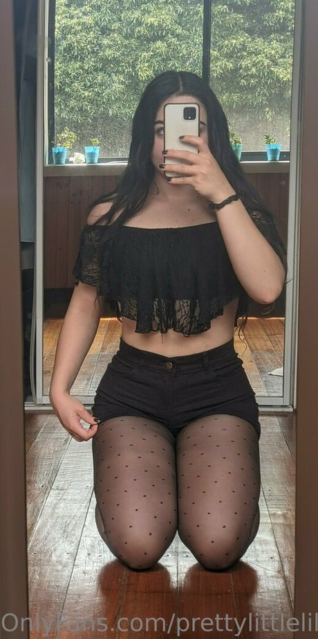 prettylittlelily48 porno perfekte bild