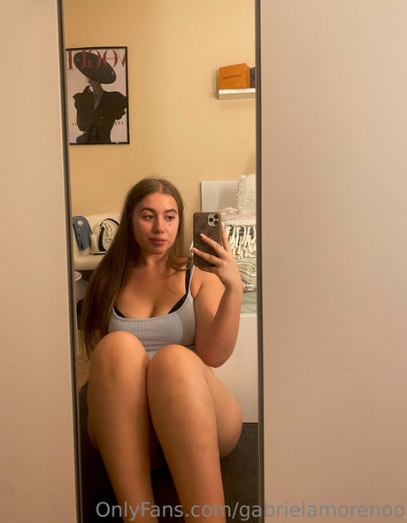 gabrielamorenoo schöne erotische fotos