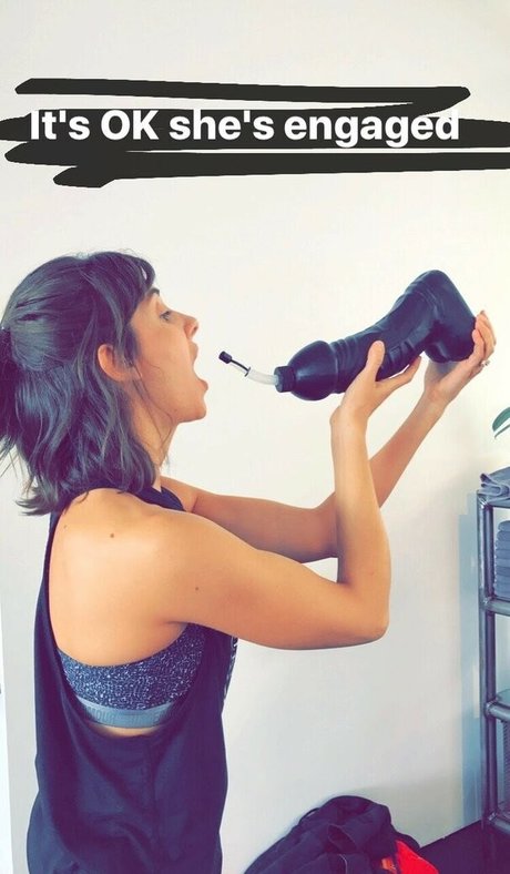 Alison Brie erotische top fotos