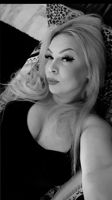 mingnaa xxx pornographische fotos