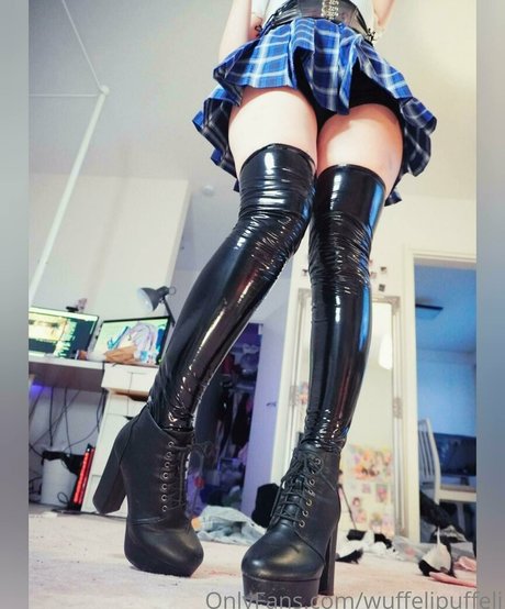 wuffelipuffelifree nacktheit top bild