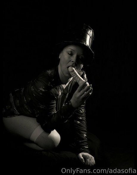 adasofia exklusive freie bilder