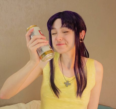 Kezumie xxx nackten bild