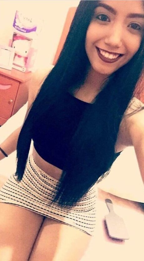 Darynka Ruiz perfekte nacktheit bild