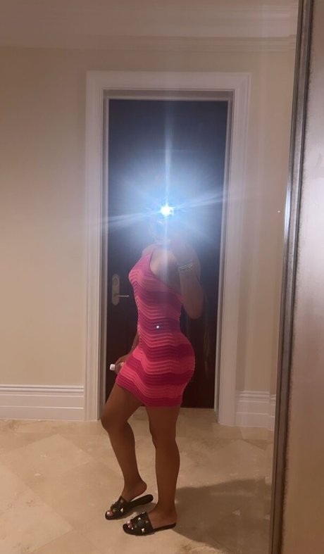 Storm Reid xxx nackten galerie