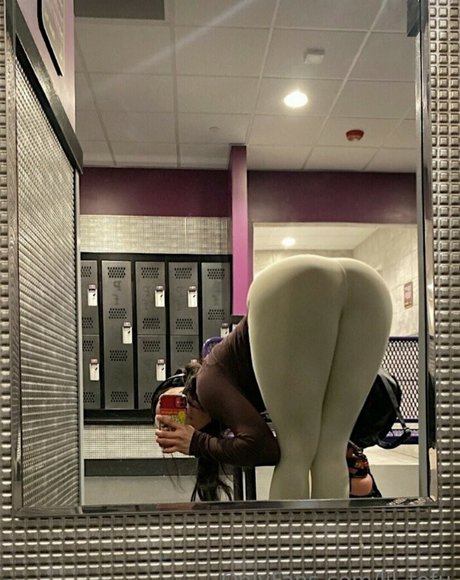 bodyby harumiii top erwachsene bilder