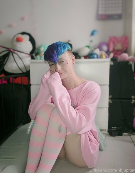 enbyjupiterfree kunst exklusive archiv