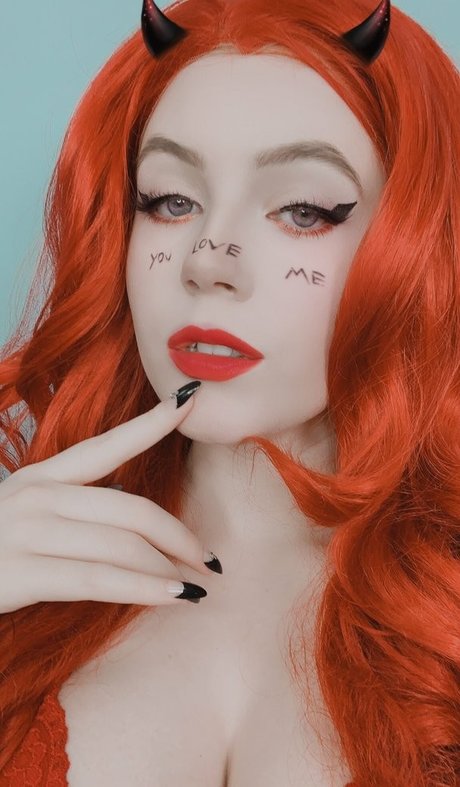 Jazlyn Skyy kunst erotische galerien