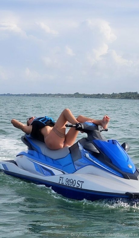 woodsman wife model nackten foto