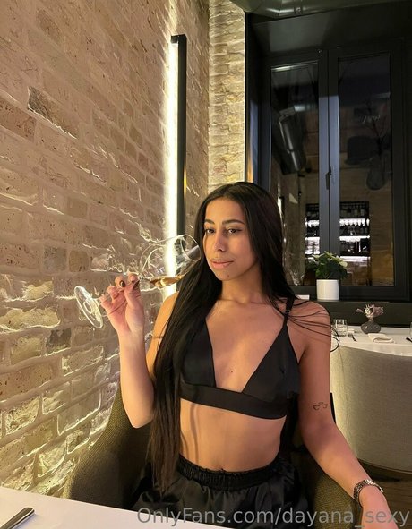 dayana sexy perfekte schöne bilder
