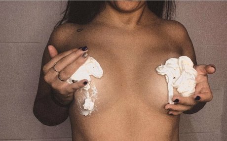 jiimenagis kostenlose nackten bilder