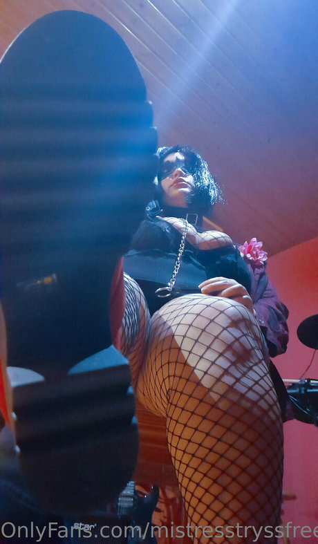 mistresstryss perfekte nackt bilder