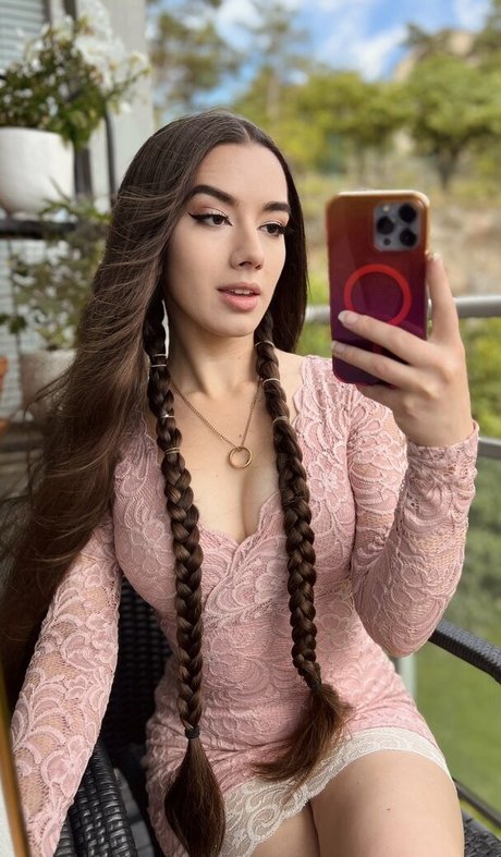 MissMikkaa erotische nackten fotos