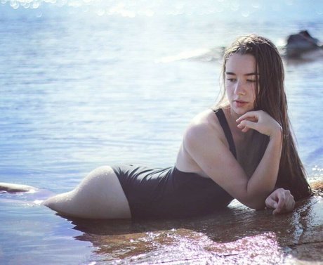 MissMikkaa model pornografische bilder