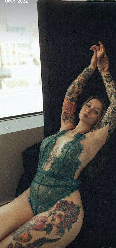 Haleylale exklusive erotische fotos