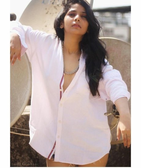 Bhavika Katariya nacktheit hd bild