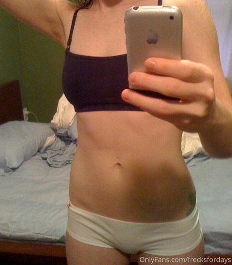frecksfordays model nackt bilder