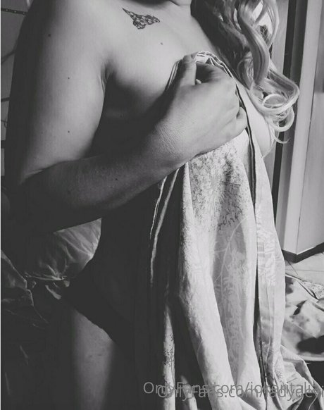 jokeritalia nackt pornostar fotos