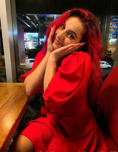 amina amore69 pornostar beste fotos