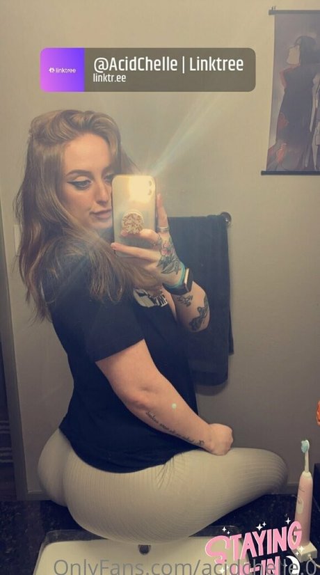 acidchelle 0 nackt perfekte fotos