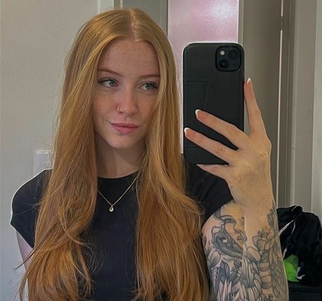 Little miss red exklusive hd foto