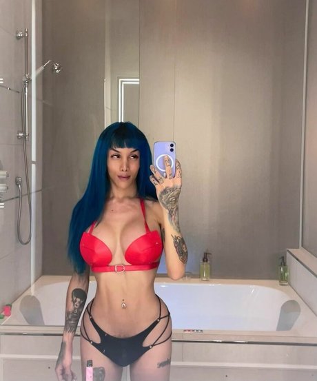 belarussische onlyfans erotische kunst bilder