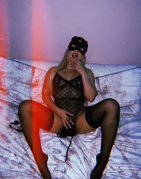 Annie Queen top pornostar galerie