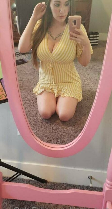 lizzie lust top nackten bild