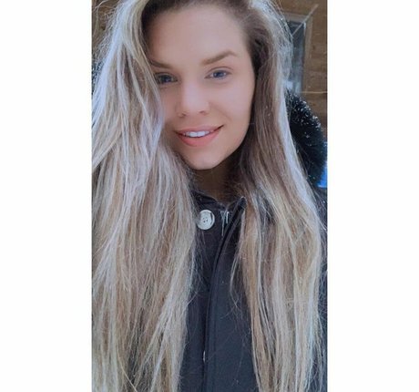 Joyce Straten heiße nackten bilder