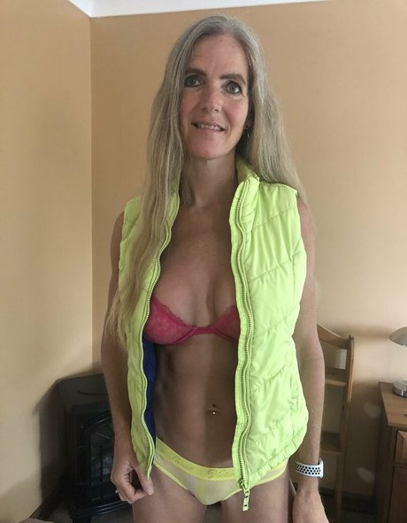 bustyandfit2 0free erwachsene perfekte fotos