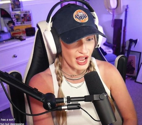 BasicWitGirl pornostar galerie